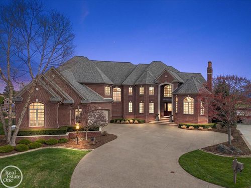 49515 Regatta Street, Chesterfield Township, MI, 48047 | Card Image