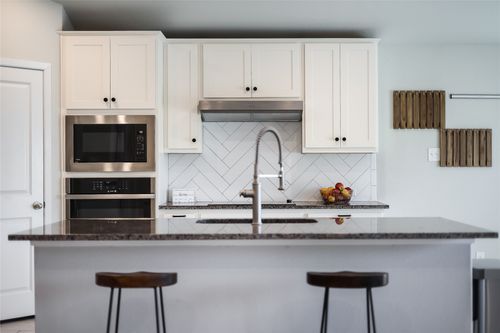 21522 Horseshoe Loop, Lago Vista, TX, 78645-4743 | Card Image