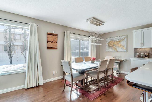 37 Everwillow Park Sw, Home with 4 bedrooms, 3 bathrooms and 4 parking in Calgary AB | Image 14