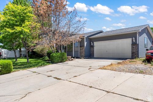 4970 S 4150 W, Roy, UT, 84067-8639 | Card Image