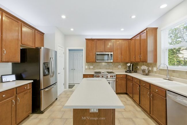 16347 W Cagwin Dr, House other with 4 bedrooms, 3 bathrooms and 2 parking in Lockport IL | Image 12