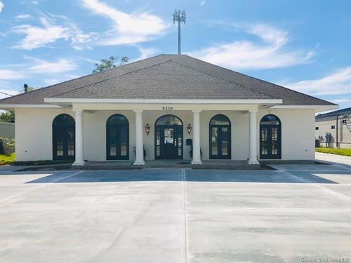 4216 Lake St, Lake Charles, LA, 70605-4308 | Card Image