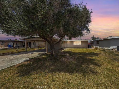 317 S Broadway, Blythe, CA, 92225-2801 | Card Image