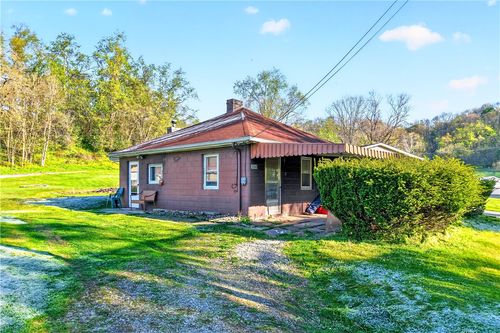 226 Kangaroo Hill Rd, Sewickley Twp, PA, 15660 | Card Image