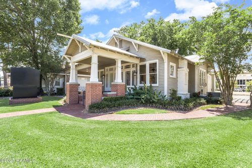 802 Johnston St, Lafayette, LA, 70501-7902 | Card Image