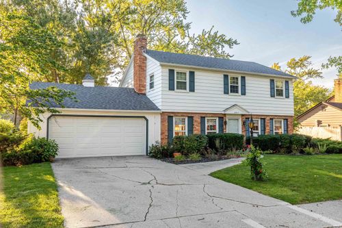 3917 Knightway Dr, Fort Wayne, IN, 46815-5027 | Card Image
