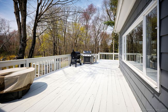 150 Lake Ave, House other with 3 bedrooms, 3 bathrooms and null parking in Trumbull CT | Image 20