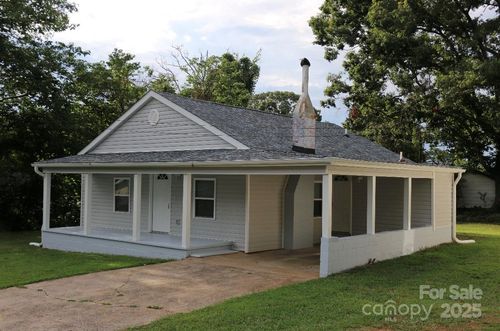 150 Holland St, Forest City, NC, 28043-4577 | Card Image