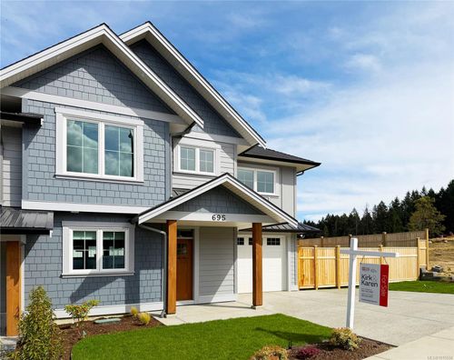 695 Westminster Blvd, Courtenay, BC, V9N0E1 | Card Image