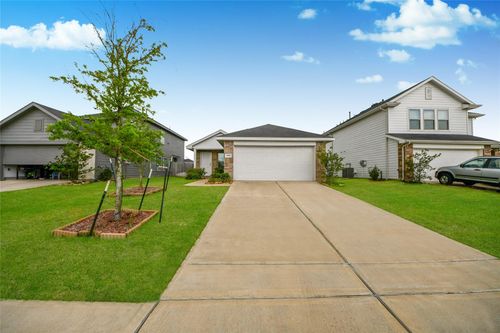 18915 Sorento Bay Ln, Hockley, TX, 77447-2294 | Card Image