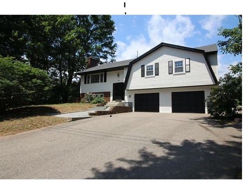 42 Barkland Dr, Derry, NH, 03038-3936 | Card Image