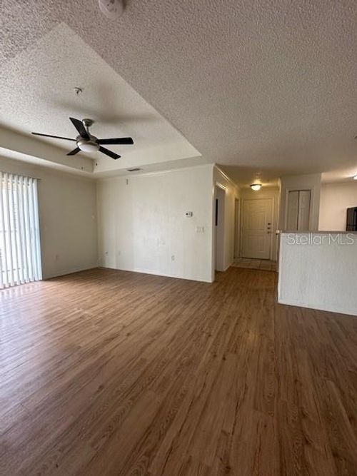 apt-327-18001 Richmond Place Dr, TAMPA, FL, 33647-1743 | Card Image