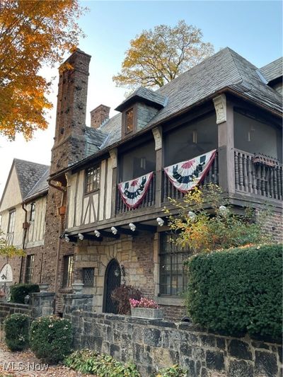 View of property exterior | Image 1