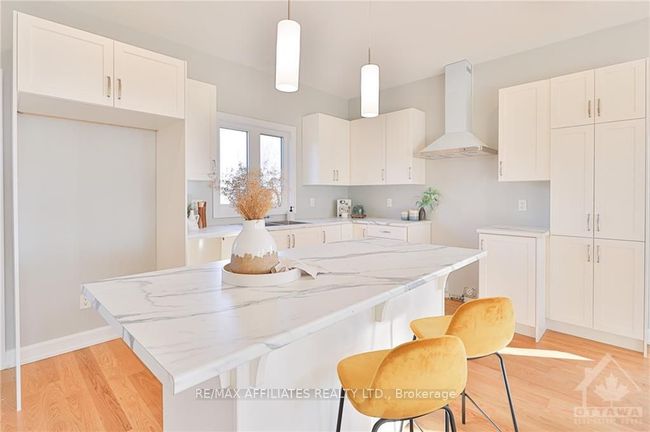 3325 Highway 31 Bank St, House other with 2 bedrooms, 1 bathrooms and 6 parking in South Dundas ON | Image 11