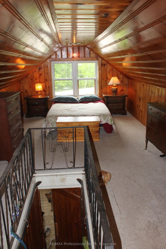 24430 Highway 35 Highway, House other with 2 bedrooms, 1 bathrooms and 4 parking in Lake of Bays ON | Image 11