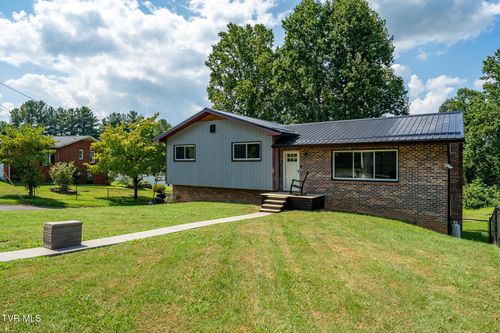 164 Carden Dr, Elizabethton, TN, 37643-3828 | Card Image