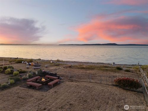 8668 Ne Point No Point Rd, Hansville, WA, 98340-8756 | Card Image