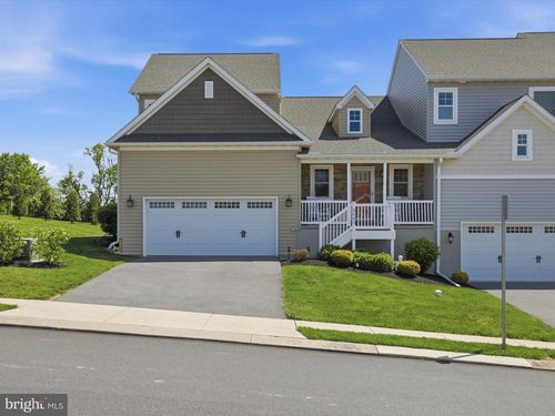 3003 Morning Thistle Ct, EAST PETERSBURG, PA, 17520-1438 | Card Image