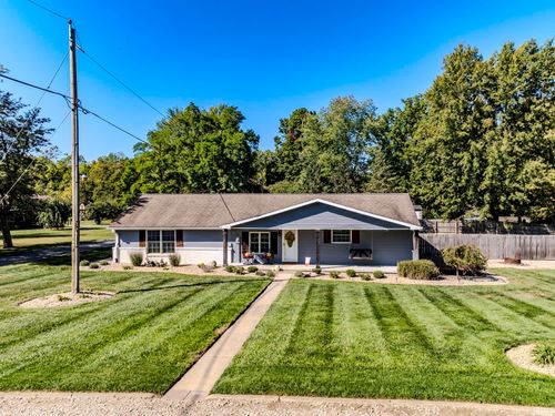 18901 N Wheeling Ave, Gaston, IN, 47342-8931 | Card Image