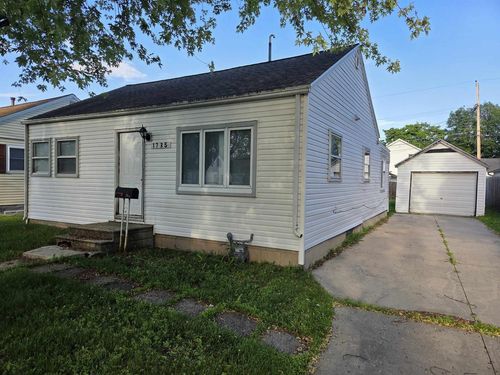 1735 11th Avenue, GREEN BAY, WI, 54304 | Card Image