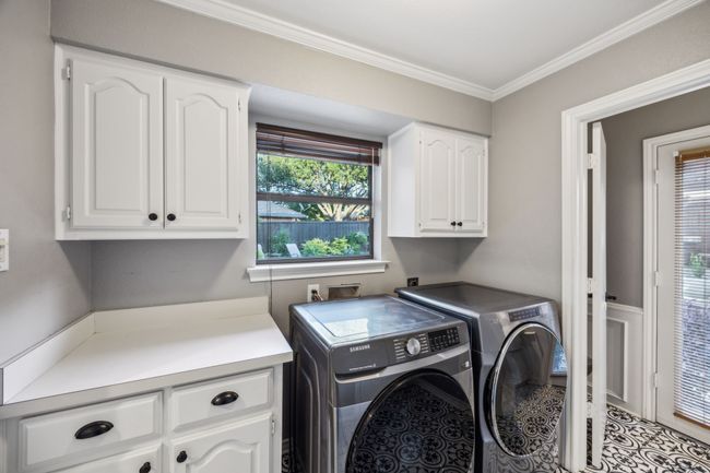 5800 Still Forest Dr, House other with 4 bedrooms, 4 bathrooms and null parking in Dallas TX | Image 10