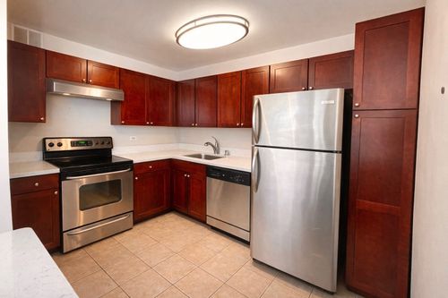apt-3604-655 W Irving Park Rd, Chicago, IL, 60613-3194 | Card Image