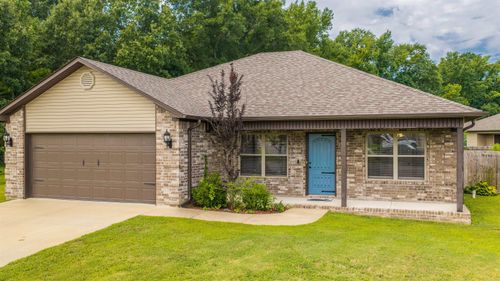 29 Patti Cv, Ward, AR, 72176-7008 | Card Image