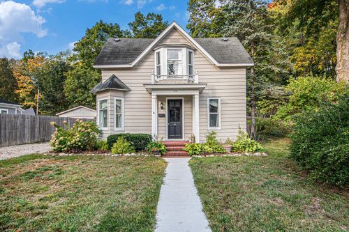 319 Pine St, Allegan, MI, 49010-1227 | Card Image