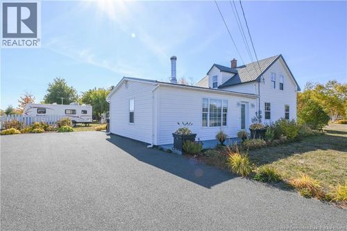 {{alt}} | Card Image