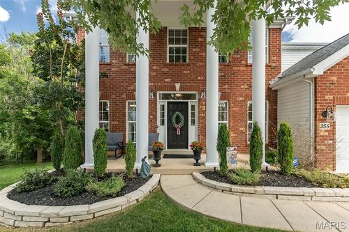 356 Carr Manor Ct, Ballwin, MO, 63021-3304 | Card Image