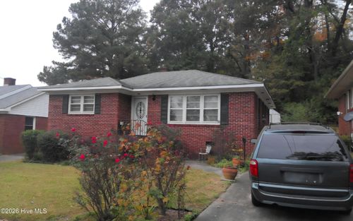 204 Heard St, Kinston, NC, 28501-5850 | Card Image