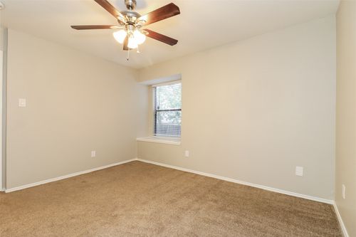331 Angelina Dr, Arlington, TX, 76018-2291 | Card Image