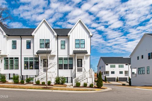 4934 Trek Ln, Raleigh, NC, 27606-5664 | Card Image