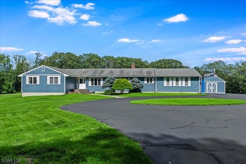 8 Birch Hill Ln, Blairstown, NJ, 07825-2408 | Card Image