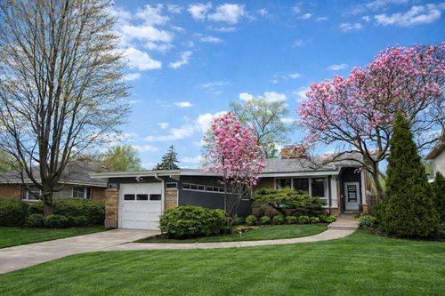 2038 Highland Ave, Wilmette, IL, 60091-2362 | Card Image