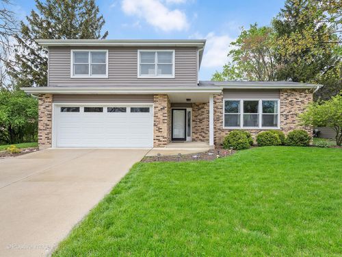 1320 Oak Hill Rd, Downers Grove, IL, 60515-1152 | Card Image