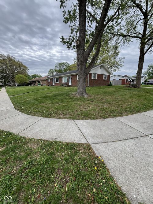 5847 - 5849 Buick Drive, Speedway, IN, 46224 | Card Image