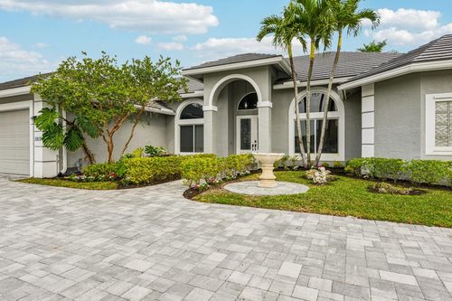 1919 S Club Dr, Wellington, FL, 33414-9076 | Card Image