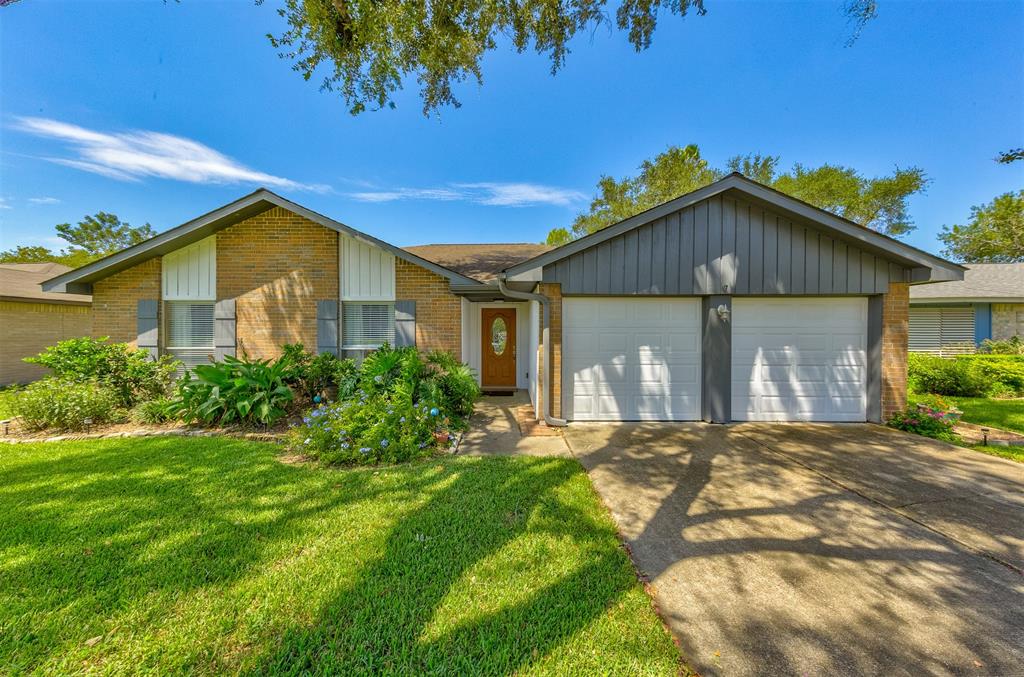 Traveller Dr, League City, TX 77573