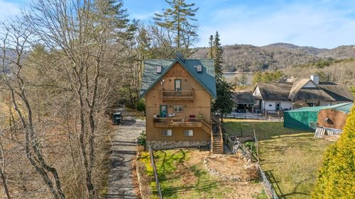 36 Heavens Gate Ln, Glenville, NC, 28736-8387 | Card Image