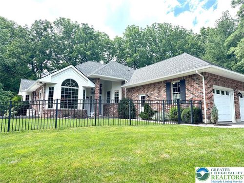 1859 Sherwood Cir, ALLENTOWN, PA, 18103-2942 | Card Image