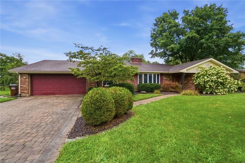 2372 Banyon Dr, Beavercreek, OH, 45431-2610 | Card Image