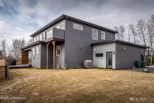 Exterior 10 | Image 51