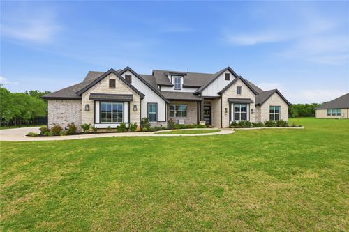 300 Waterview Dr, Gunter, TX, 75058-3147 | Card Image