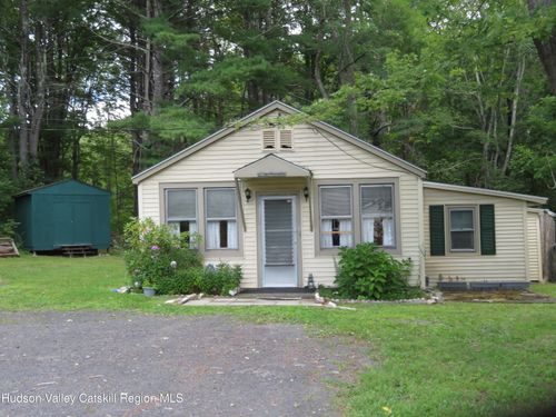 8702 Route 32, Cairo, NY, 12413-2223 | Card Image