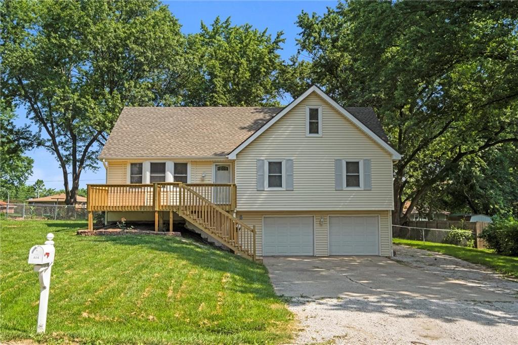 114th Ter, Kansas City, MO 64155