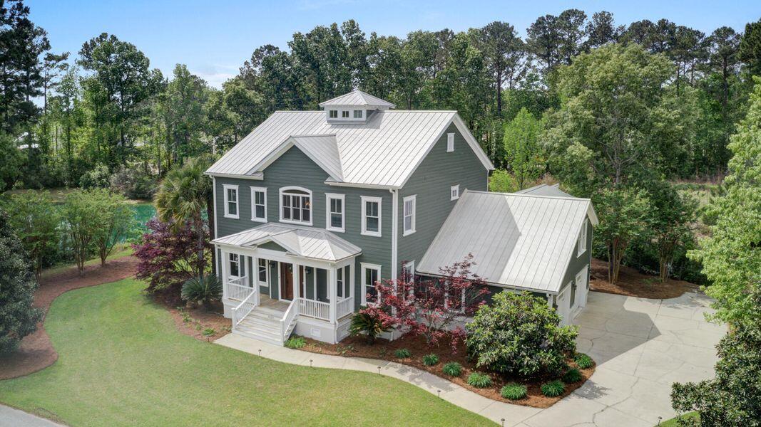 Ten Shillings Way, Ravenel, SC 29470