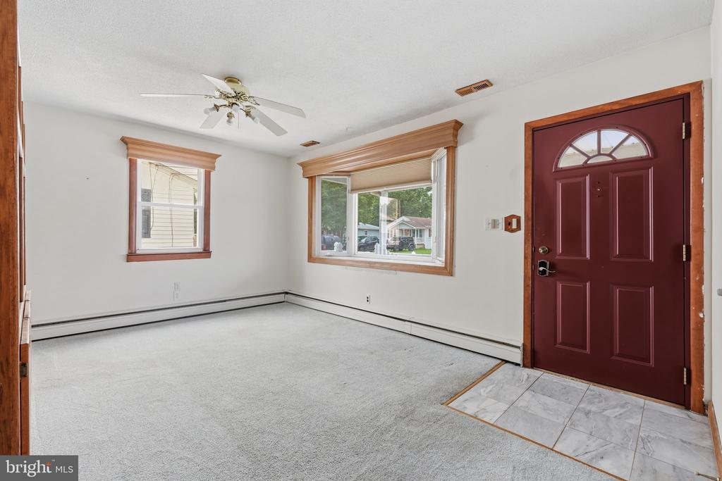 Residential in GLEN BURNIE 4