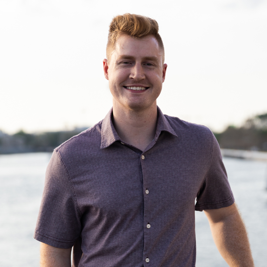 Adam Faucett