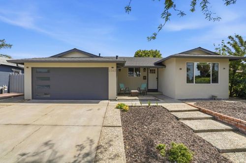 2362 Renfield Way, San Jose, CA, 95148-4037 | Card Image